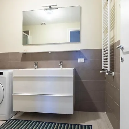 Casa Nel Borgo, 20 Metri Dal Mare * Albisola Superiore