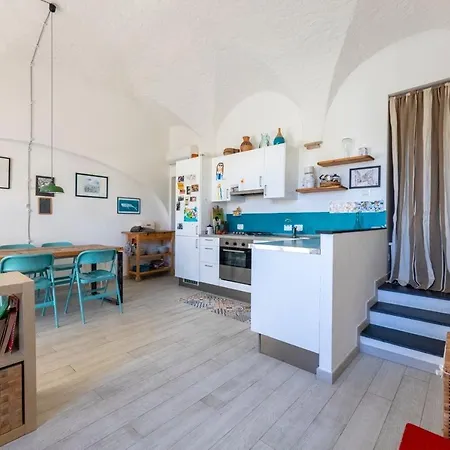 Casa Nel Borgo, 20 Metri Dal Mare Appartamento Albisola Superiore