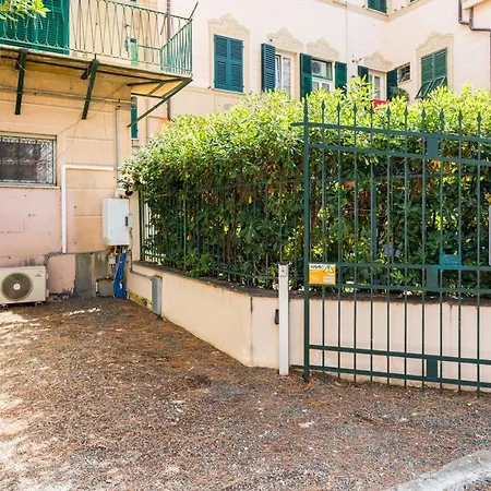 Casa Nel Borgo, 20 Metri Dal Mare Альбисола-Супериоре