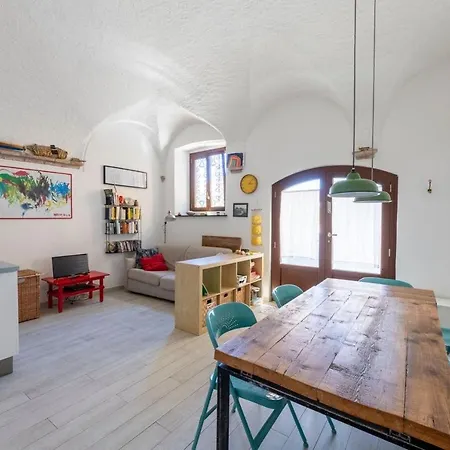 Appartamento Casa Nel Borgo, 20 Metri Dal Mare *